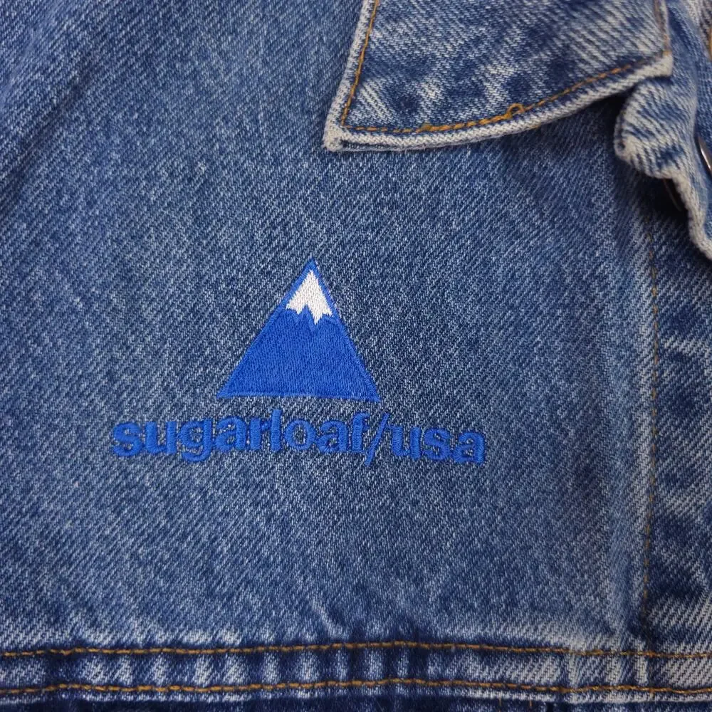 Vintage Levi's Chevy Truck US Alpine Ski Sugarloaf 1996 Trucker Jacket Medium